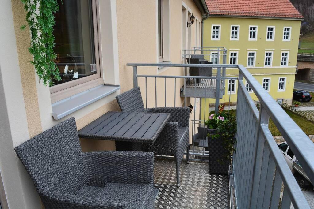 Apartamento Elbtalblick Koenigstein Im Deutschen Haus Exterior foto
